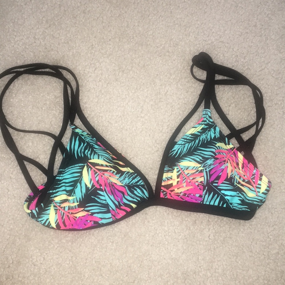 Bathing suit top